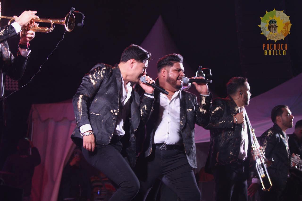 La Adictiva en el teatro del pueblo de la Feria Pachuca 2024